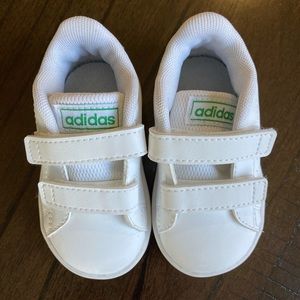 ADIDAS BABY SHOES SIZE 4K